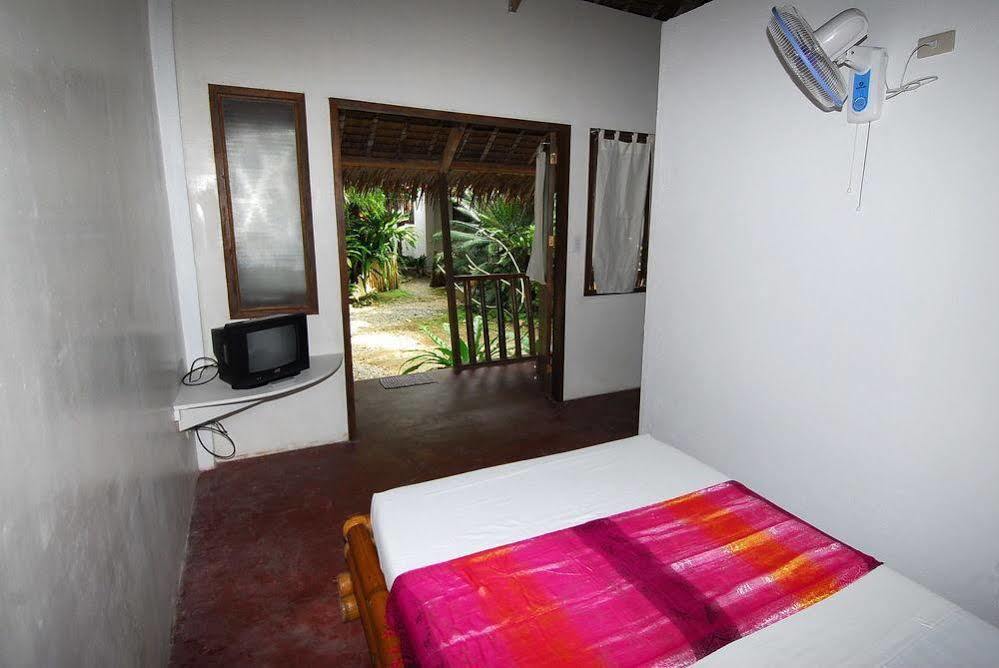 Blue Bayou Bungalows Balabag  Екстер'єр фото